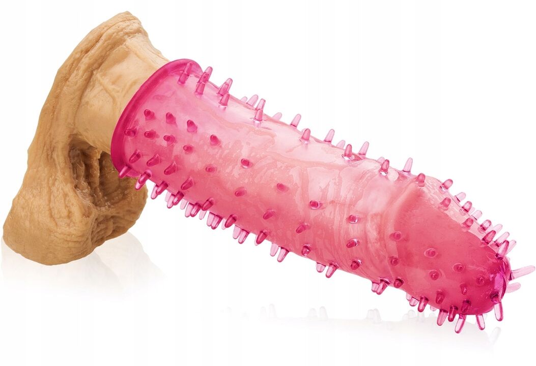 Nozzle with spike for a member